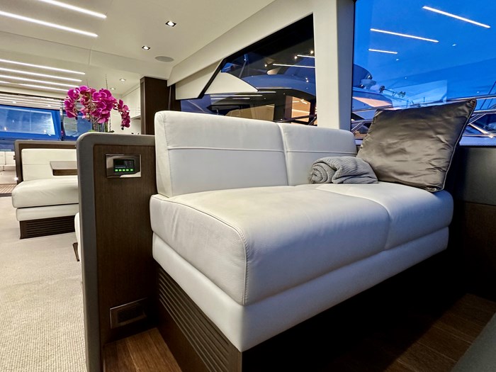 2020 Sunseeker Manhattan 66 Photo 18 of 61