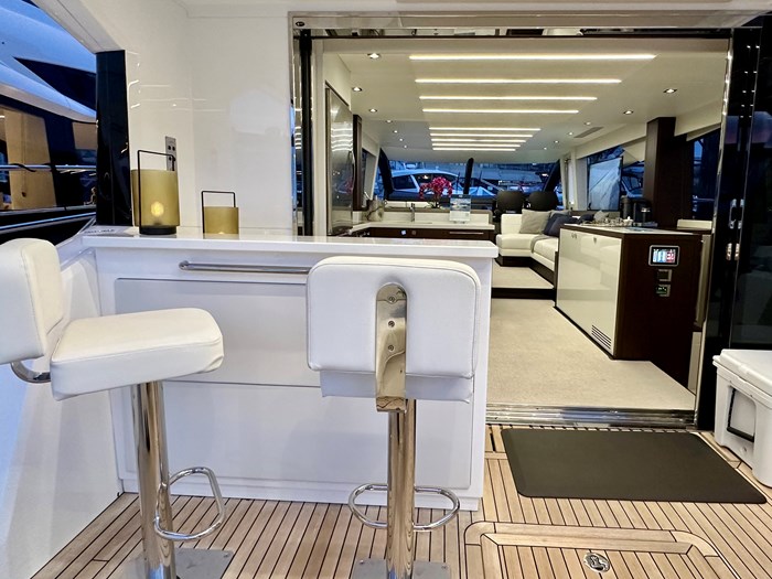 2020 Sunseeker Manhattan 66 Photo 8 of 61