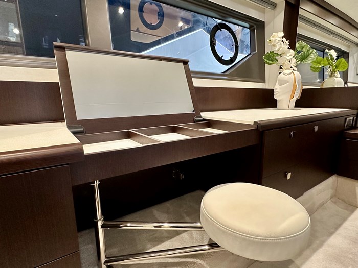 2020 Sunseeker Manhattan 66 Photo 23 of 61