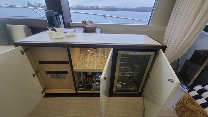 2020 Sunseeker Manhattan 66 Photo 12 of 61