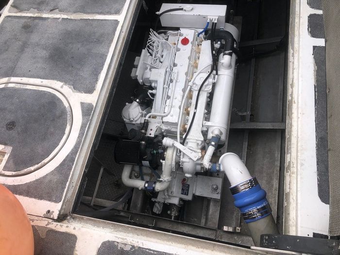 Twin Screw Aluminum UTB/Crew/Pilot/Work Boat 1979 Used Boat for Sale in