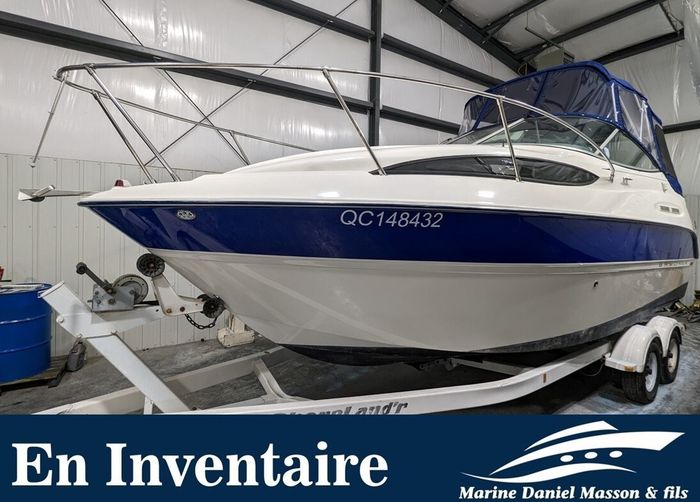 Bayliner 245 2006 Occasion Bateau à vendre au Longueuil, Québec
