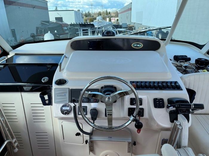 GradyWhite Express 330 2013 Used Boat for Sale in Abbotsford, British