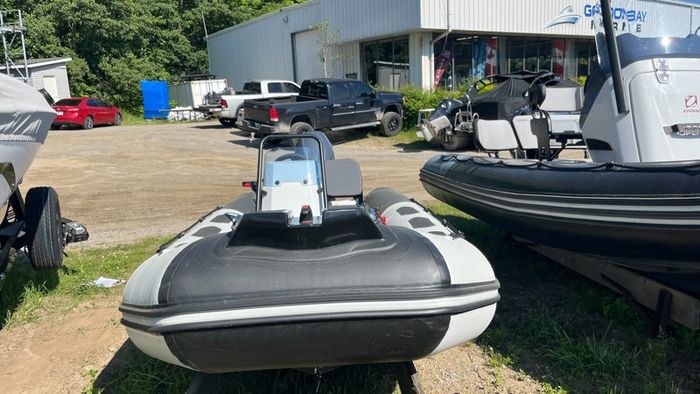 2023 Zodiac OPEN 3.4 Photo 5 of 5