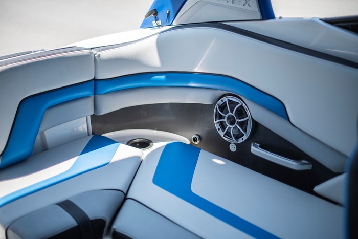 2020 Yamaha Yamaha 242X Photo 9 sur 15