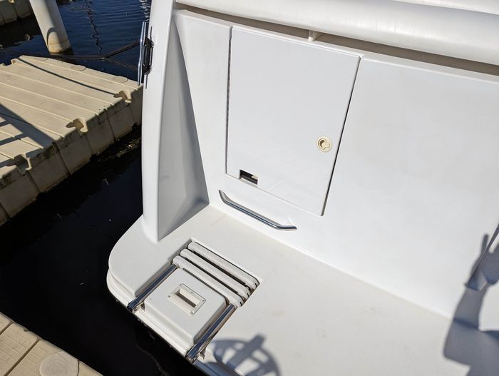 2000 Carver 350 Mariner Photo 15 sur 129