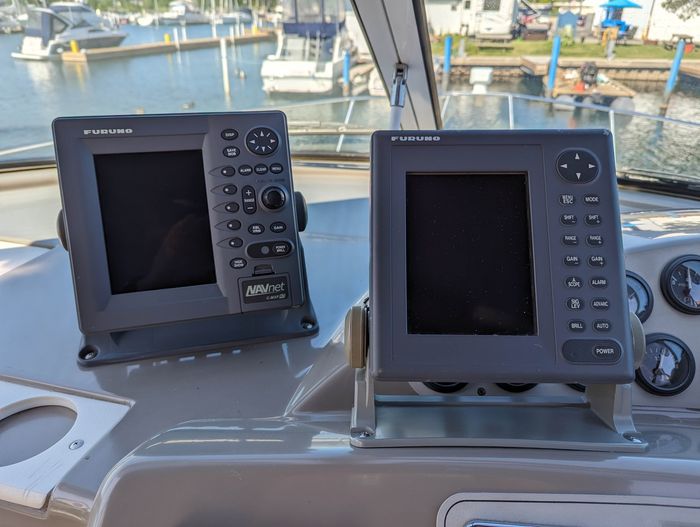 2000 Carver 350 Mariner Photo 52 sur 129