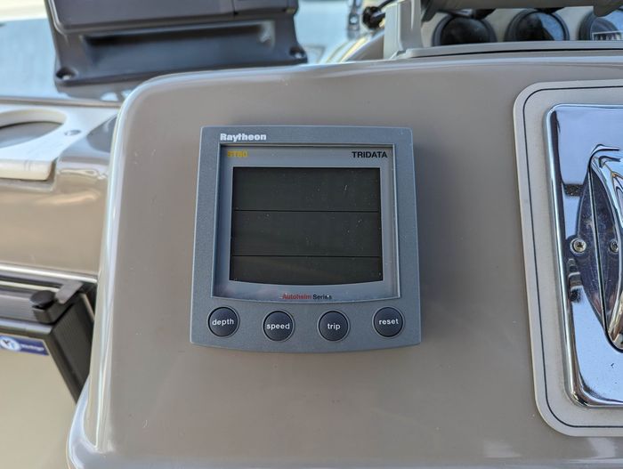 2000 Carver 350 Mariner Photo 53 sur 129