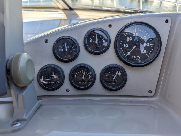 2000 Carver 350 Mariner Photo 55 sur 129