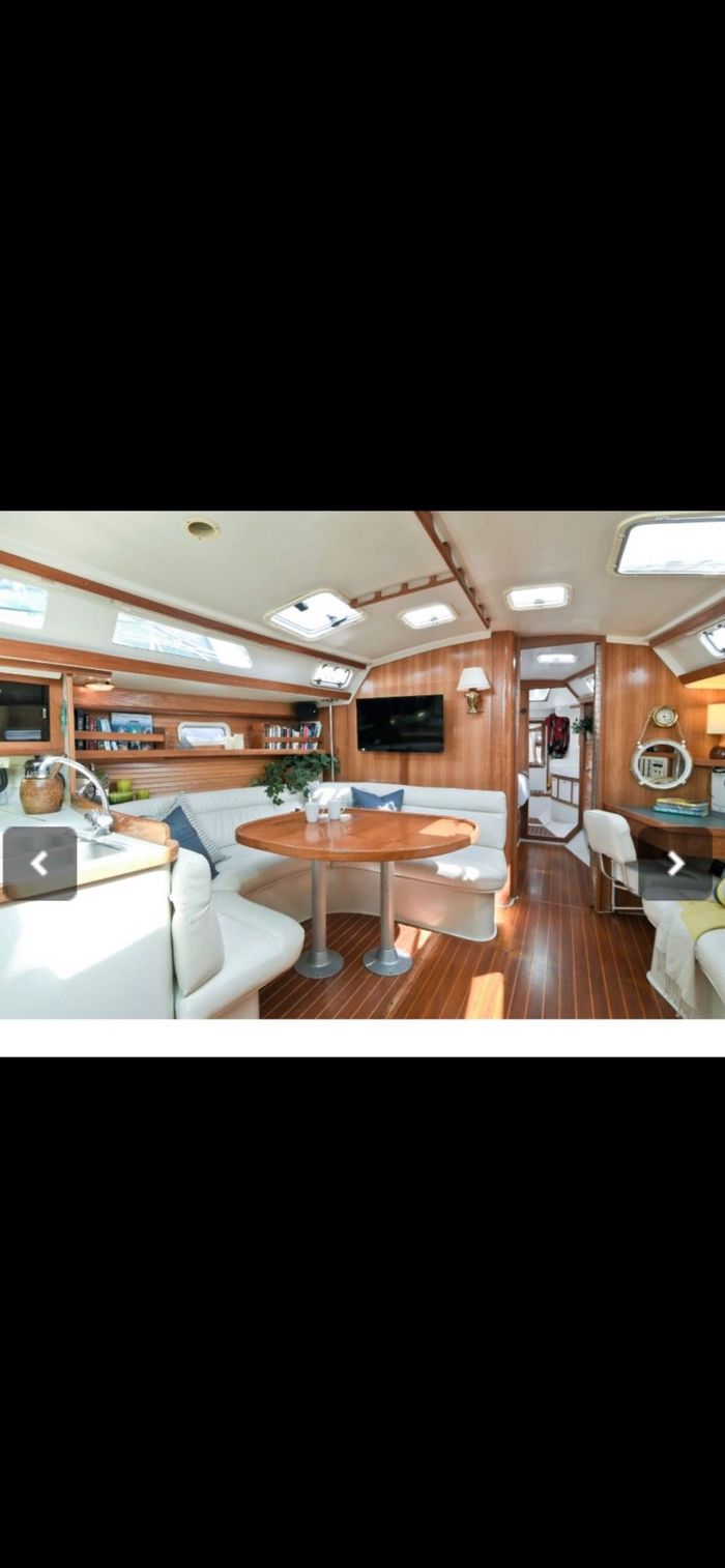 1993 Catalina Catalina 42 Photo 8 of 11