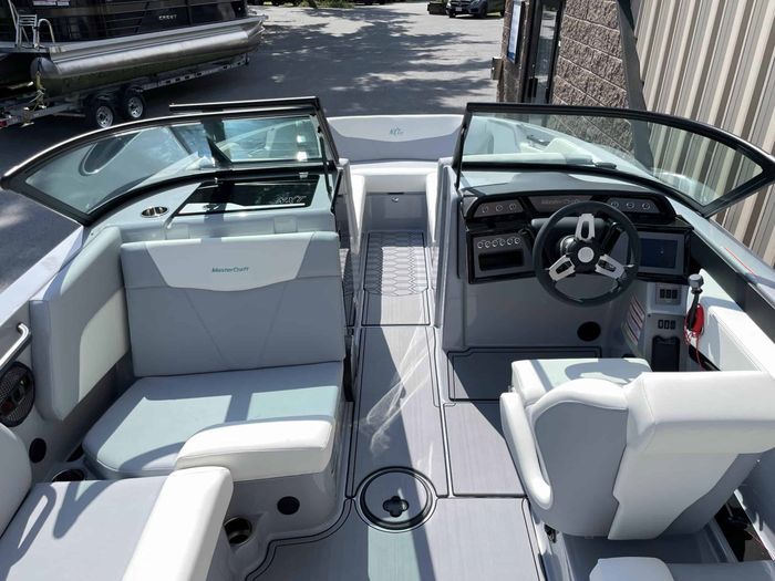2024 MasterCraft NXT24 Photo 8 of 15
