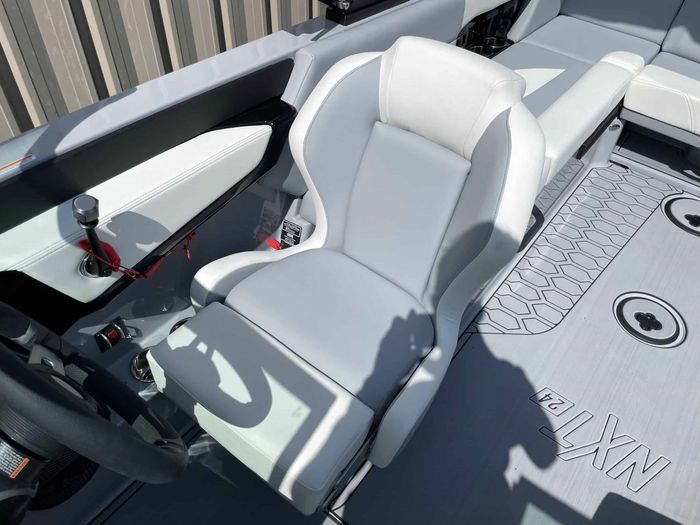 2024 MasterCraft NXT24 Photo 12 of 15