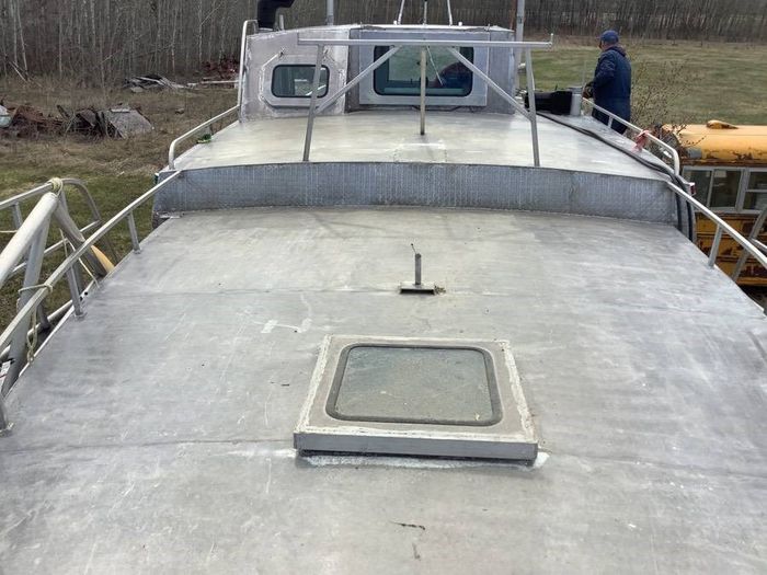 Aluminum Work/Fishing Boat Twin Screw w/Trailer 1999 Used Boat for Sale