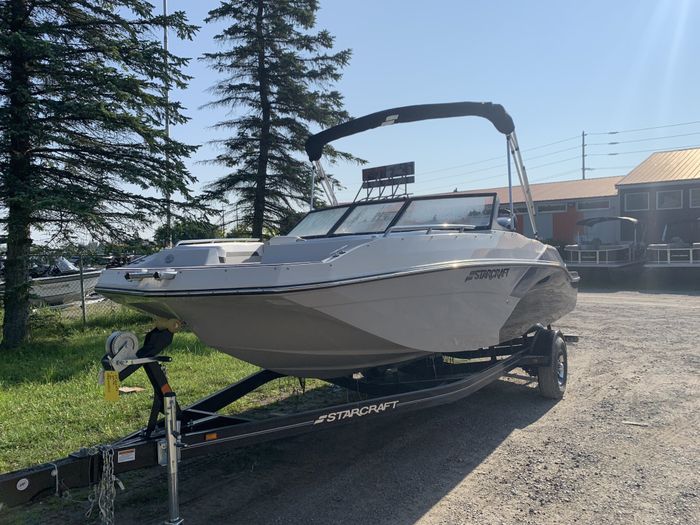 2024 Starcraft SVX 210 OB Deck Boat Charcoal/Black Suzuki DF200 F Photo 2 of 34
