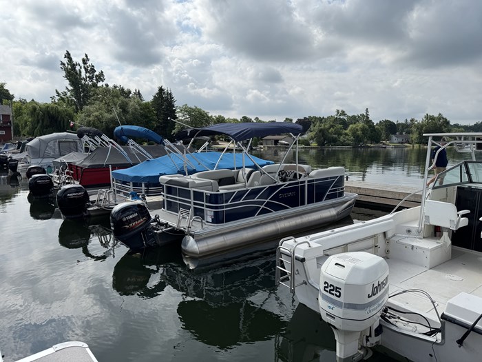 2024 Sylvan Mirage Cruise 820 LZ Photo 4 sur 25