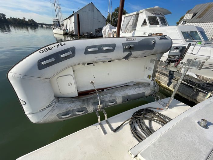 Silverton 41 Convertible 1998 Used Boat for Sale in Richmond, British