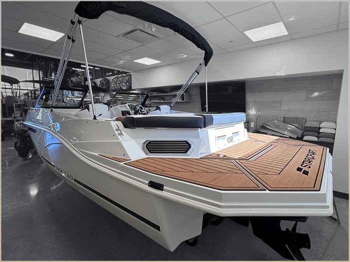 2024 Starcraft SVX 210 IO + $2000 Watersports Package Included!! Photo 15 sur 38