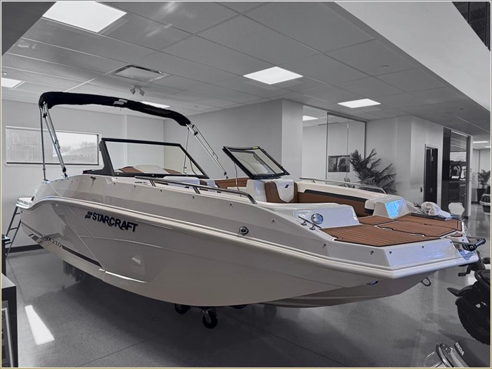 2024 Starcraft SVX 210 IO + $2000 Watersports Package Included!! Photo 4 sur 38