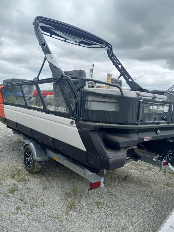 2024 Sea-Doo SWITCH CRUISE 21-170 HP with Galvanized Trailer Photo 3 of 4