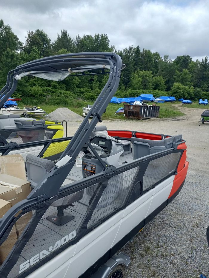2024 Sea-Doo SWITCH CRUISE 21-170 HP with Galvanized Trailer Photo 4 of 4