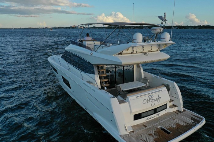 2015 Prestige 550 Fly Bridge Photo 4 sur 65