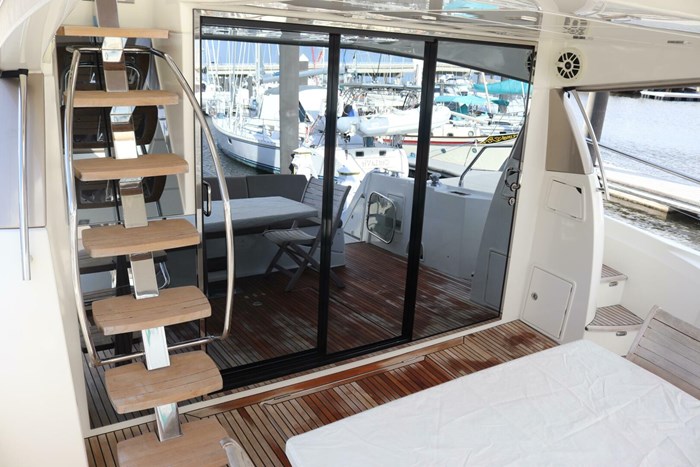 2015 Prestige 550 Fly Bridge Photo 12 sur 65