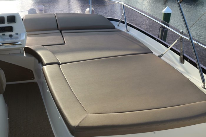 2015 Prestige 550 Fly Bridge Photo 16 sur 65