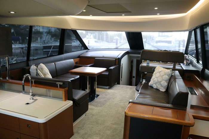 2015 Prestige 550 Fly Bridge Photo 26 sur 65