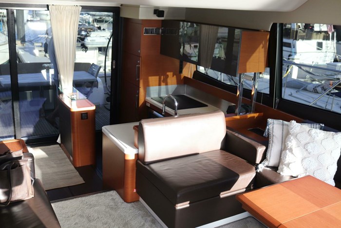 2015 Prestige 550 Fly Bridge Photo 27 sur 65