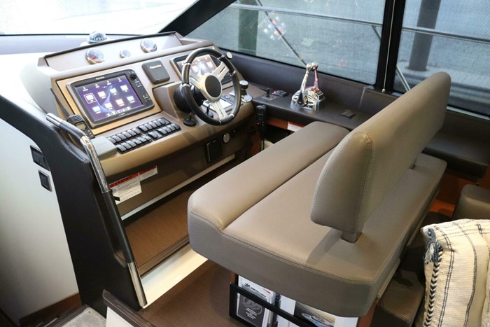2015 Prestige 550 Fly Bridge Photo 42 sur 65