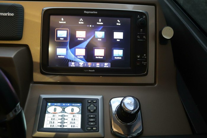 2015 Prestige 550 Fly Bridge Photo 48 sur 65