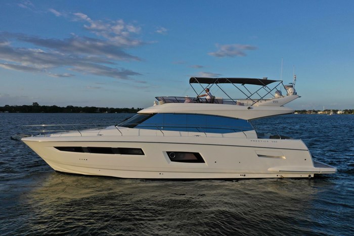 2015 Prestige 550 Fly Bridge Photo 64 sur 65