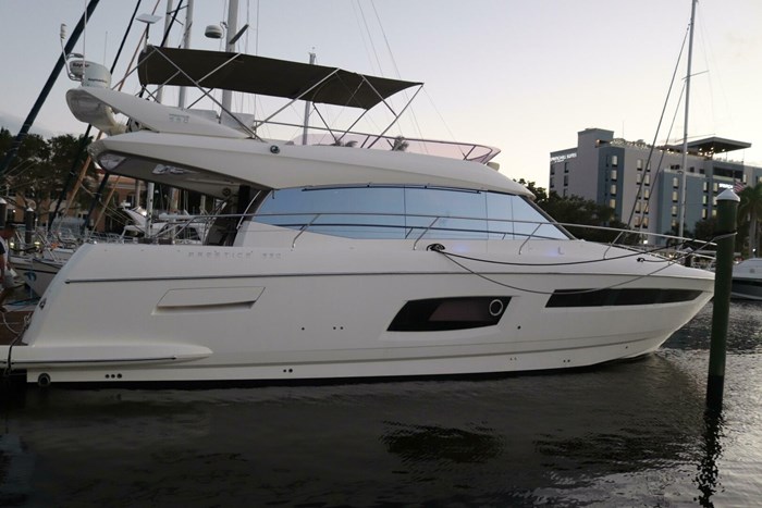 2015 Prestige 550 Fly Bridge Photo 65 sur 65