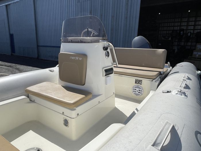 2012 Zodiac Medline 540 Photo 21 of 22