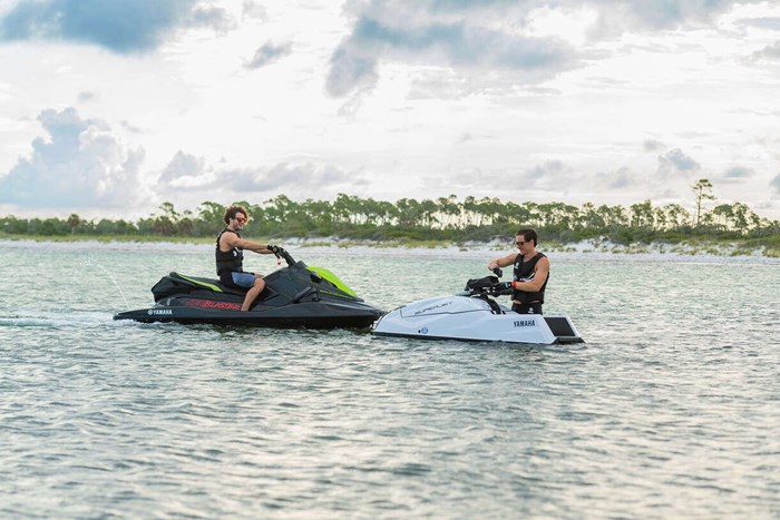 2024 Yamaha SUPERJET Photo 2 sur 6