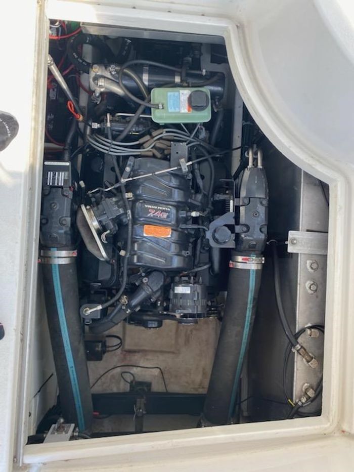 Carver 350 Mariner 2000 Occasion Bateau à vendre au Oka, Québec