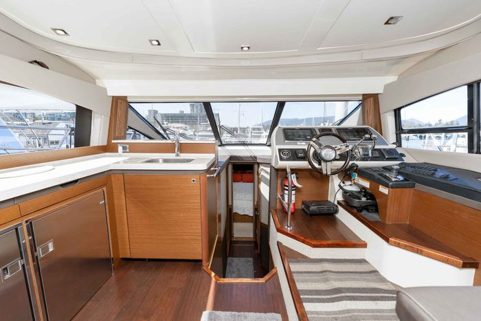 2014 Sea Ray 510 Fly Photo 9 sur 40