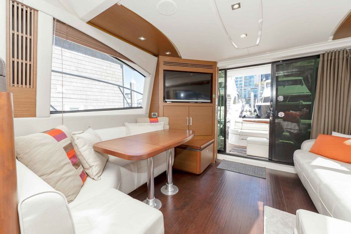 2014 Sea Ray 510 Fly Photo 14 sur 40