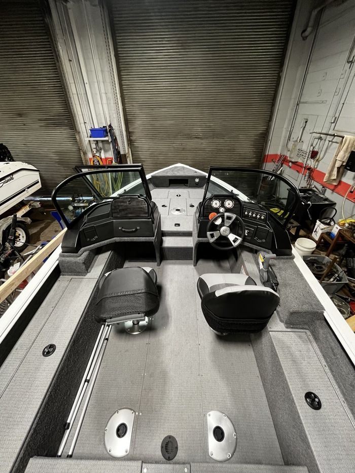 2023 G3 Angler V164 F 90HP Engine Trailer Included Photo 5 of 10