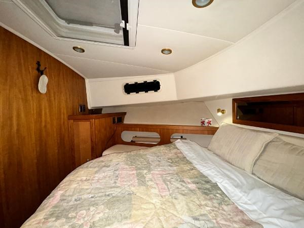 2002 Mainship 430 Aft Cabin Photo 27 sur 55