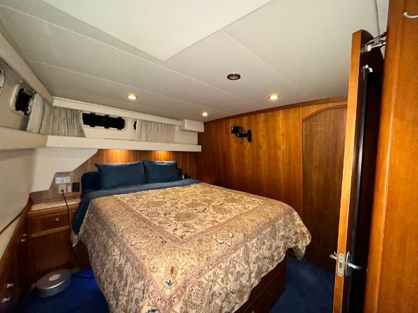 2002 Mainship 430 Aft Cabin Photo 20 sur 55