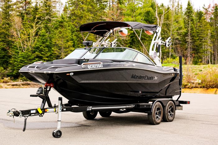 2021 Mastercraft XT 20 Photo 2 sur 41
