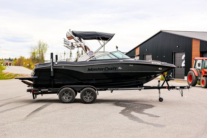 2021 Mastercraft XT 20 Photo 7 sur 41