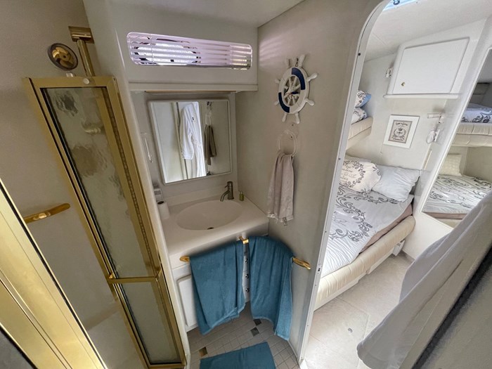 1997 Sea Ray 500 Sundancer Photo 19 sur 22