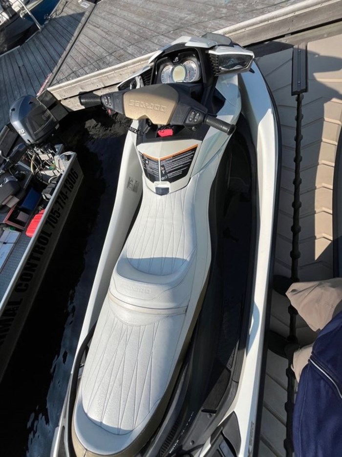 SeaDoo GTX Limited iS 260 2012 Occasion Bateau à vendre au Pointe au