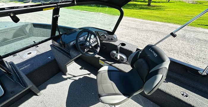 2024 LUND REBEL XL 1650 SPORT Photo 13 sur 22