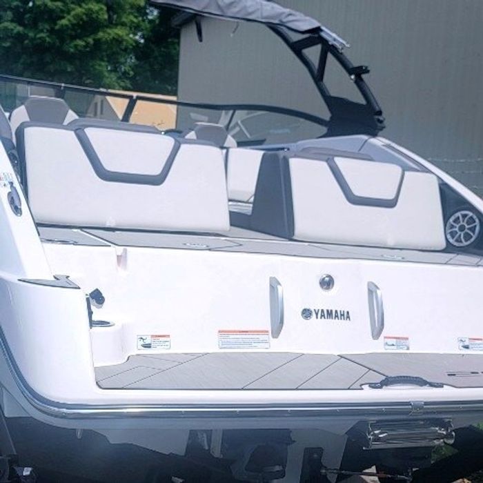 2023 Yamaha 252XE Photo 12 of 12