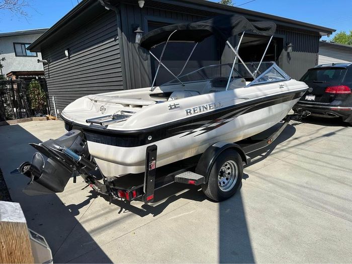 Reinell 185 2003 Used Boat for Sale in Edmonton, Alberta BoatDealers.ca