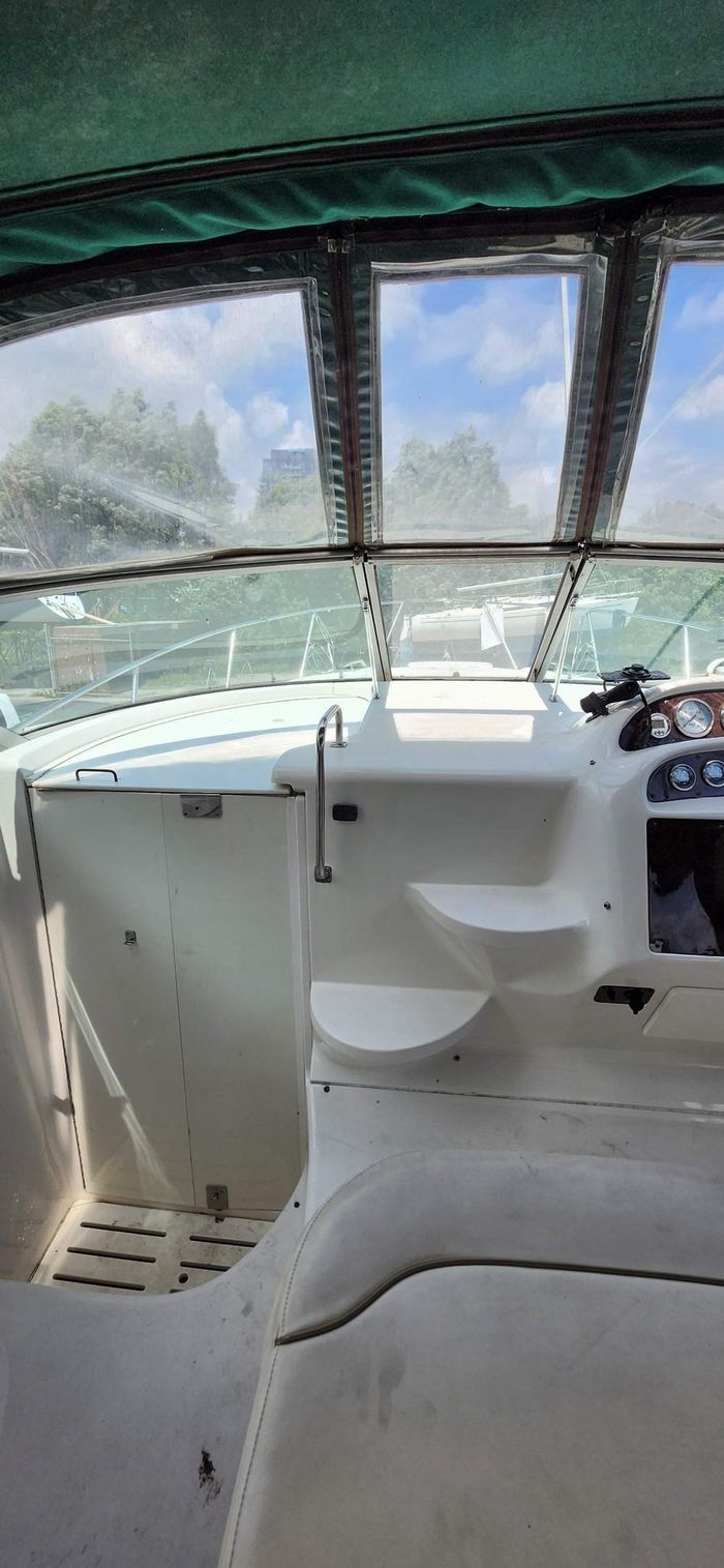 2001 Monterey 282 Cruisers MC Photo 15 of 26