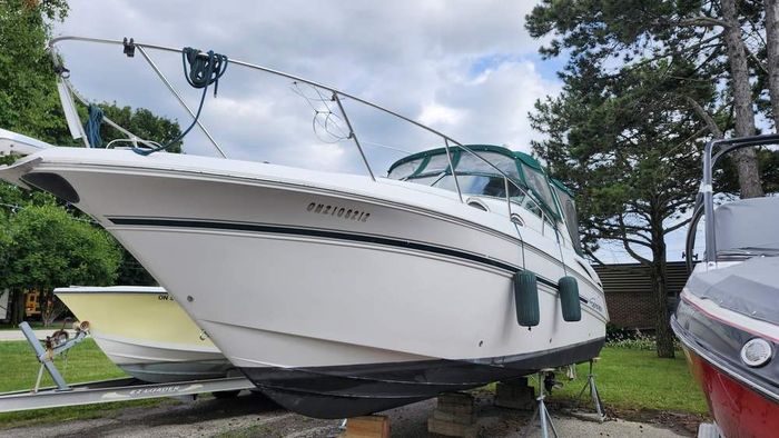 2001 Monterey 282 Cruisers MC Photo 1 of 26